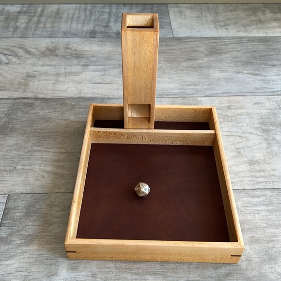 Handcrafted dice trays with tower - Picture 3 of 12